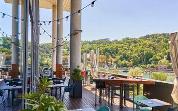  Novotel Lyon Confluence 4*