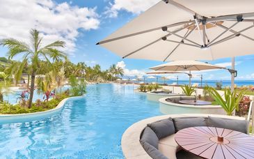 Hilton Tahiti 4* + Cook's Bay Resort Moorea + Royal Bora Bora