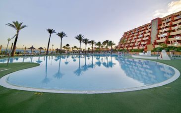 Holiday World Village 4*