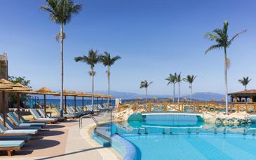 Seafos Luxury Resort & Spa 5*