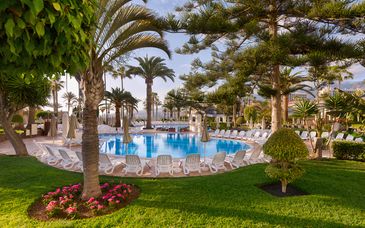 H10 Las Palmeras 4*