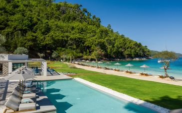 Vathi Cove Luxury Resort & Spa 5*