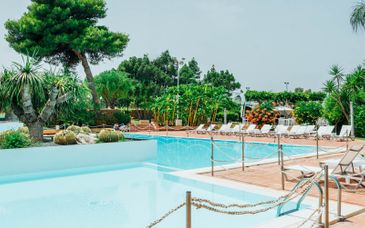 Villa Favorita Hotel & Resort