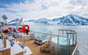 Kreuzfahrt Nord-Ost-Grönland und Holt - The Art Hotel 4*