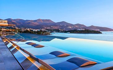 Adults Only: Niko Seaside Resort 5*