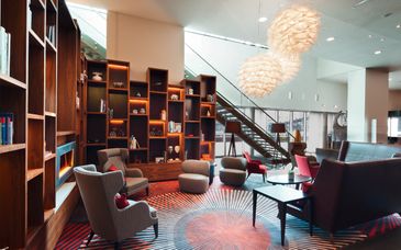 Hotel Mövenpick Amsterdam City 4*