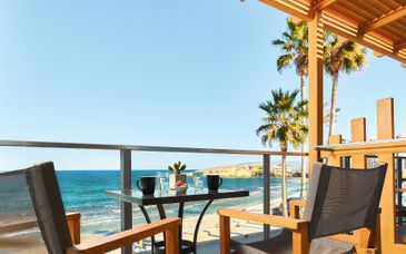 Enorme Infinity Beach 4*