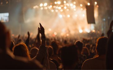 Concierto de Ed Sheeran y estancia en M Social Downtown 4*