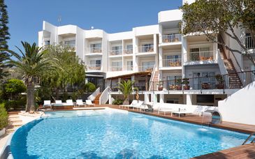 Apartamentos Castaví 4*