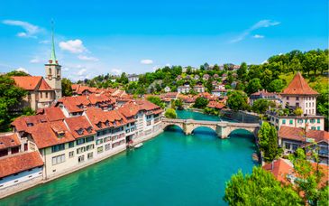 Suiza Esencial by Different Roads