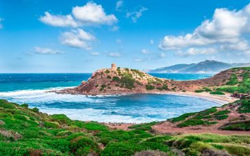 Rina hotel 4* y Tenuta Su Vrau 4* con coche de alquiler o ferry