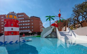 Fenals Garden 4*
