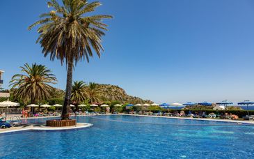 Hôtel Cathrin 4*