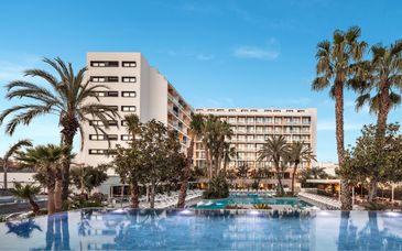 Aqua Hotel Silhouette & Spa 4*