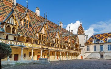 Novotel Beaune 4*