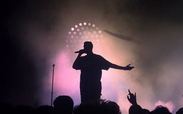 Concert de Bad Bunny et séjour au Pullman Paris La Défense 5*