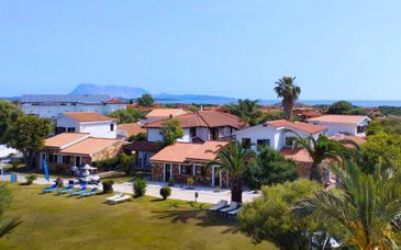 Zeta Club San Teodoro Le Rose 4* avec vols ou ferries