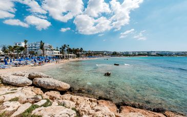 Nelia Sea Breeze 4*