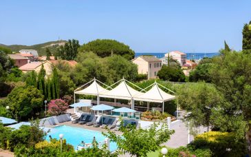 Hôtel U Ricordu 4* avec vols ou ferries