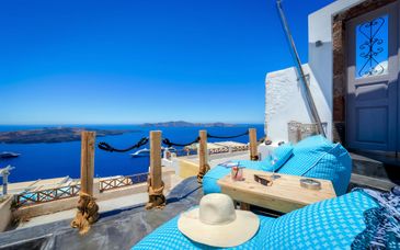 Modernity Suites Santorini 4*