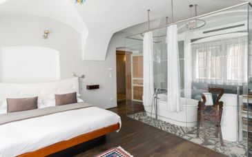 Design Hôtel Neruda 4*