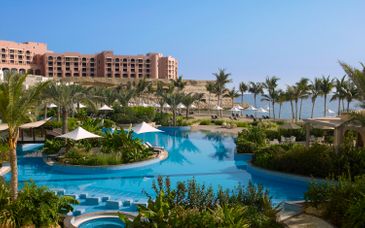 Al Bandar Resort -Shangri-La Barr Al Jissah 5*
