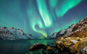 Circuit en groupe : Magie boréale en Islande avec guide francophone