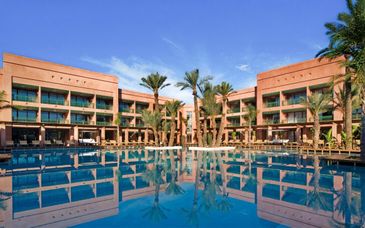 Ôclub Pickalbatros Hôtel du Golf 5*