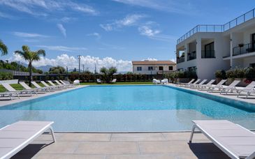 Ella Suites & Apartments