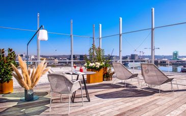 Radisson Blu Hotel Bordeaux 4*