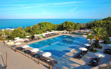 Paradù Tuscany Eco Resort 4*