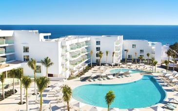 Hotel Lava Beach 5*