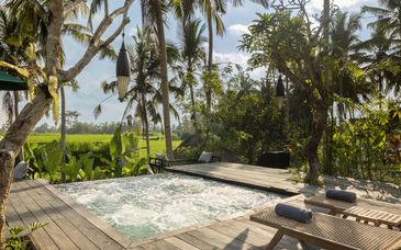 Trio: Inara Alas Harum 5*, Royal Avila Boutique Resort 5* & The Leaf Jimbaran 5*