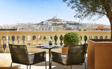 Intercontinental Marseille Hotel Dieu 5*