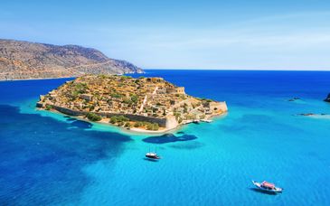 7-10 night road trip: Discover the island between nature and culture