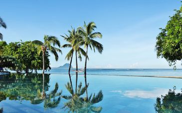 Luxury Maradiva Villas Resort & Spa 5* 