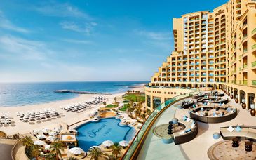 Fairmont Ajman 5*
