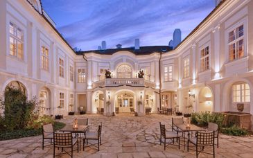 The Mozart Prague 5*