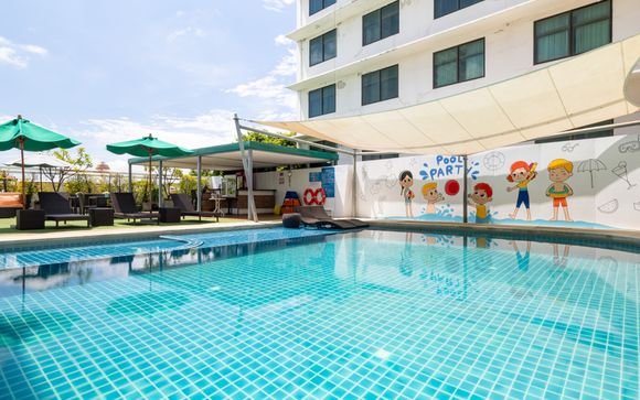 Hotel Mövenpick Suriwongse Chiang Mai 4* 
