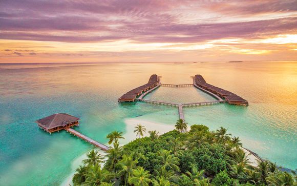 Medhufushi Island Resort 4*