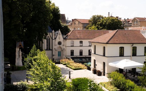 Poussez les portes de votre 5*