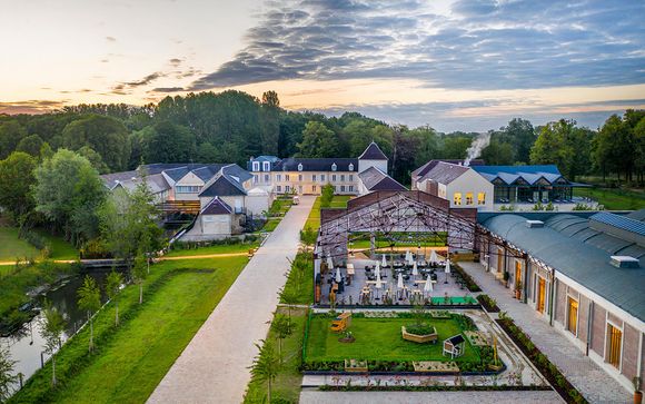 Le Grand Pavillon Chantilly 4*