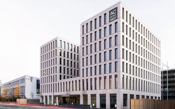 Uw hotel