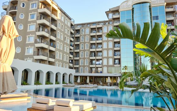 Laur Hotel 5*