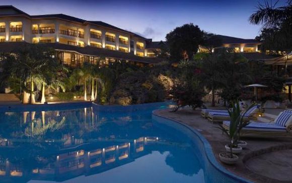 Diani Reef Beach Resort & Spa 5*