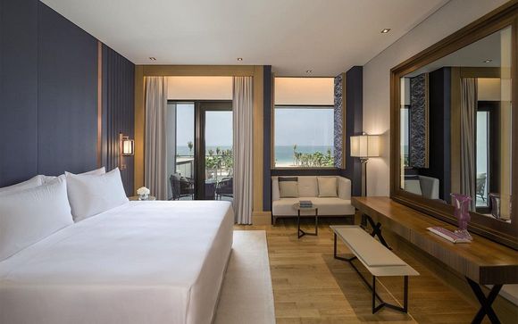 Caesars Resort Bluewaters Dubai 5*