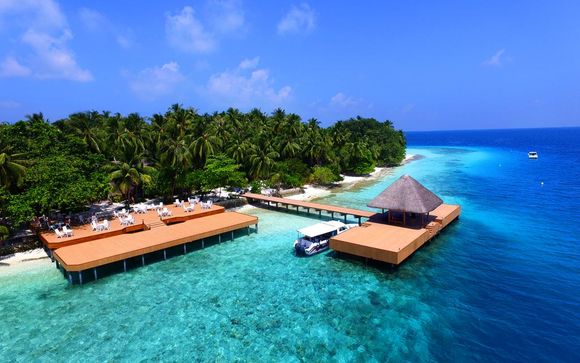 Fihalhohi Island Resort 4*