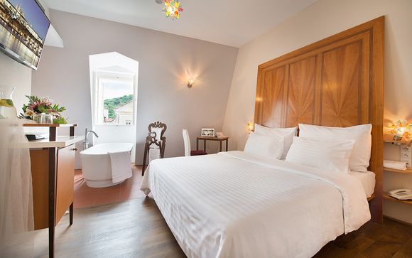 Design Hotel Neruda 4*
