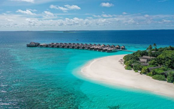 Kudafushi Resort & Spa 5*