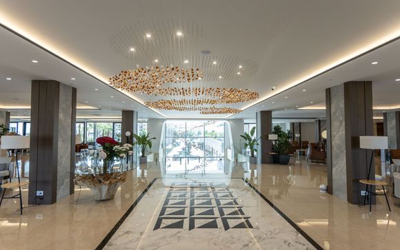 Fafa Aqua Palace 5*